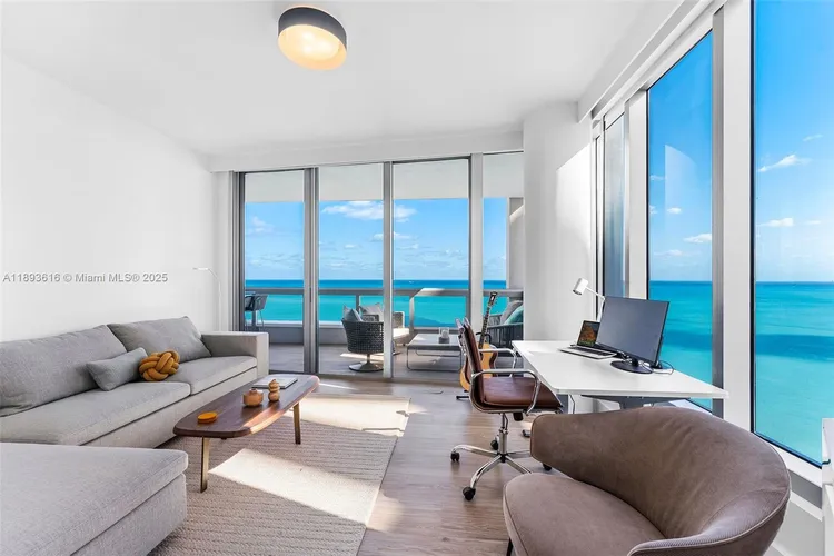 Carillon Condo North Tower #2601 image #17