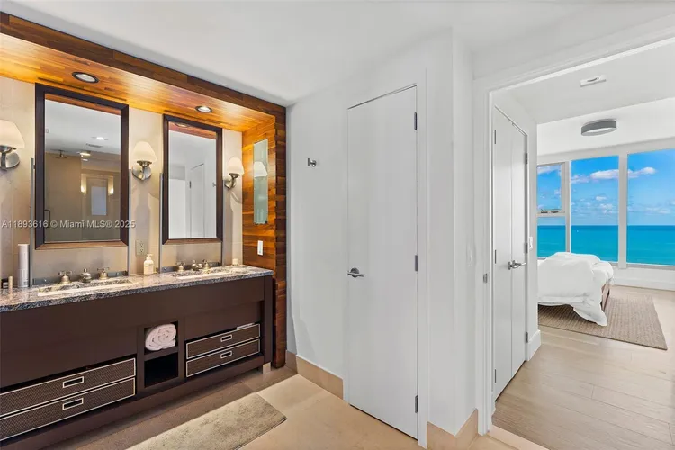 Carillon Condo North Tower #2601 image #20