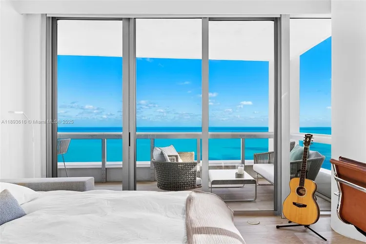 Carillon Condo North Tower #2601 image #49