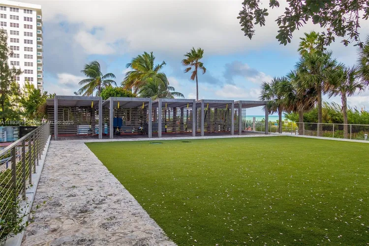 Carillon Condo North Tower #2601 image #51