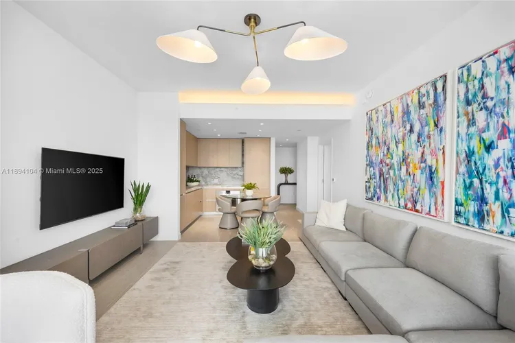 Five Park #2404 image #10