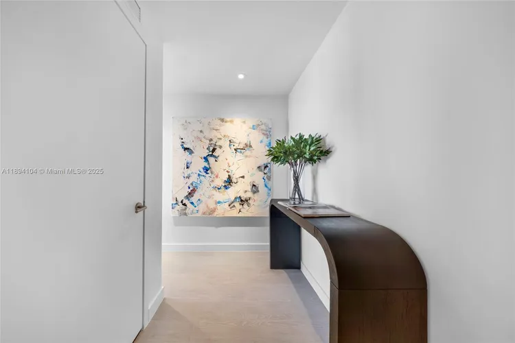 Five Park #2404 image #12