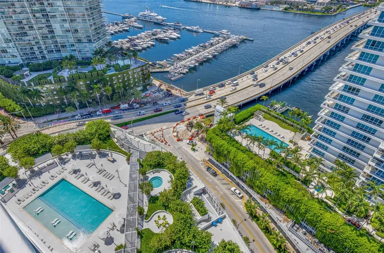 Five Park #2404 image #17