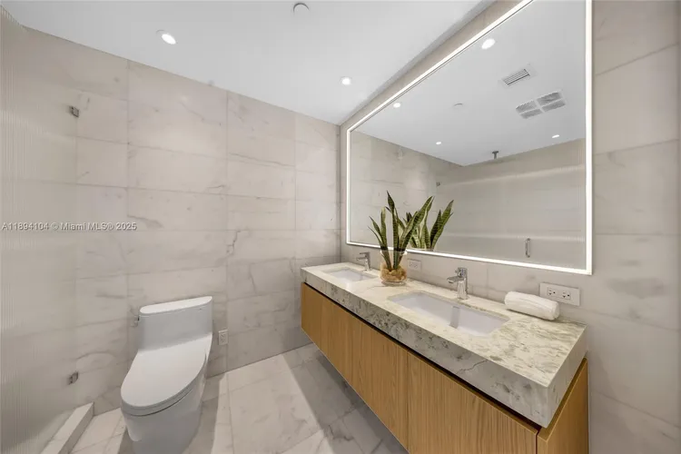 Five Park #2404 image #20