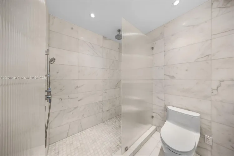 Five Park #2404 image #21