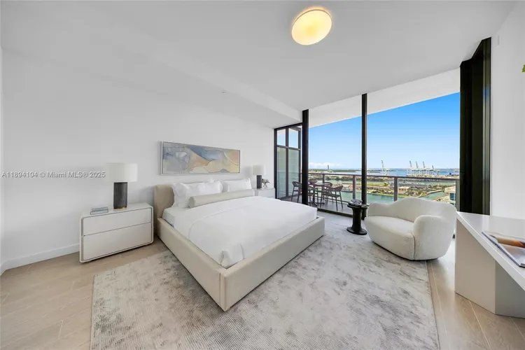 Five Park #2404 image #23