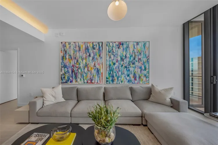 Five Park #2404 image #7