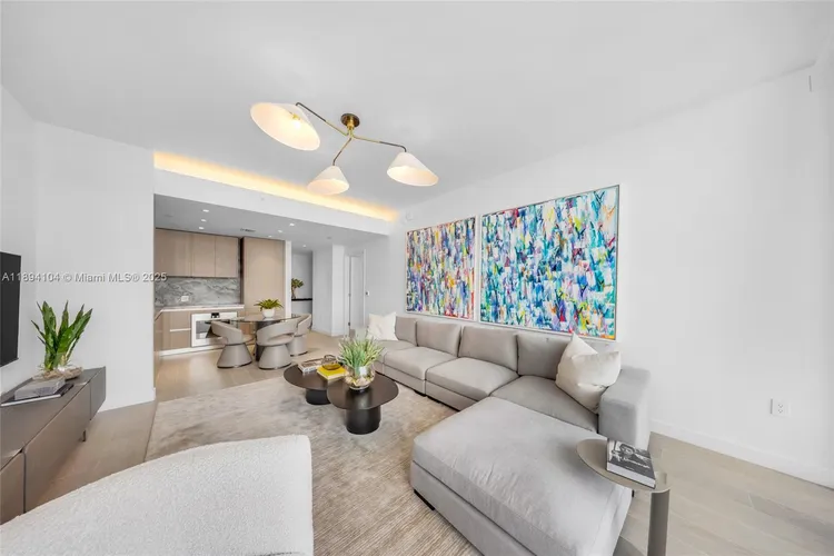 Five Park #2404 image #9