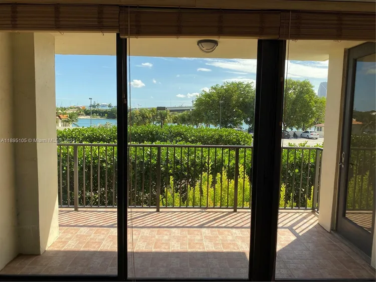 Venetian Isle Condo #202 image #22