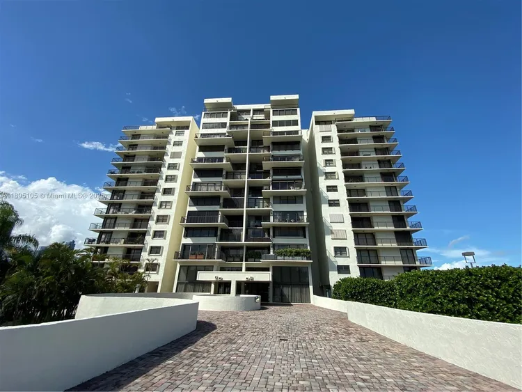 Venetian Isle Condo #202 image #32