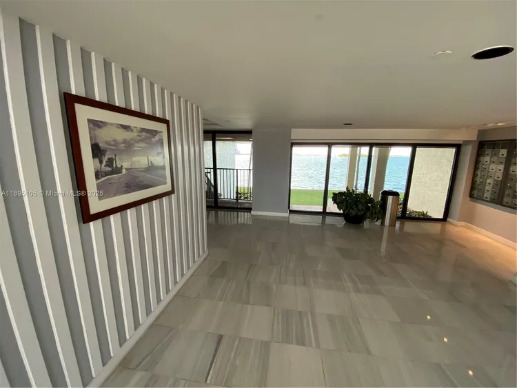 Venetian Isle Condo #202 image #33