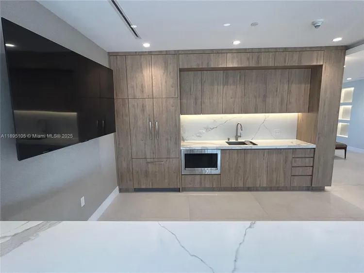 Venetian Isle Condo #202 image #45