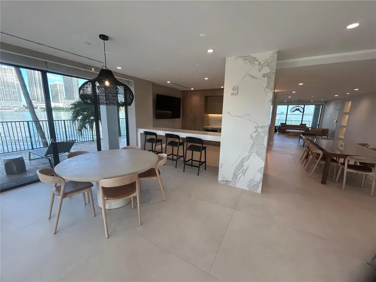 Venetian Isle Condo #202 image #53