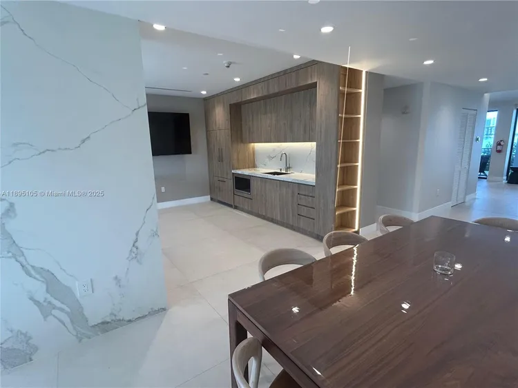 Venetian Isle Condo #202 image #54