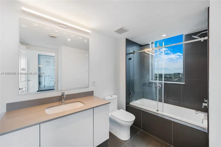 Canvas #1220 image #13