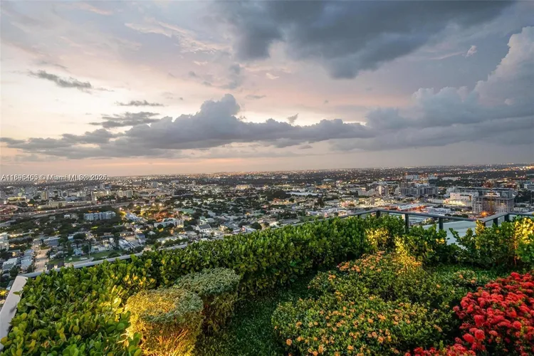 Canvas #1220 image #18