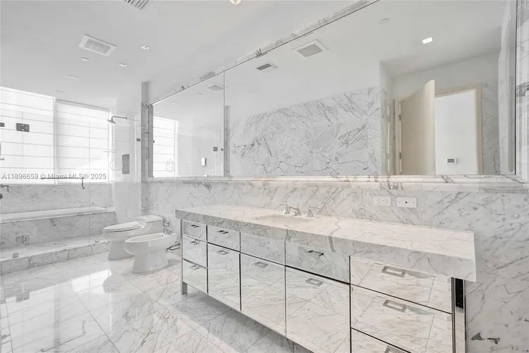 Chateau Beach Residences #2302 image #13