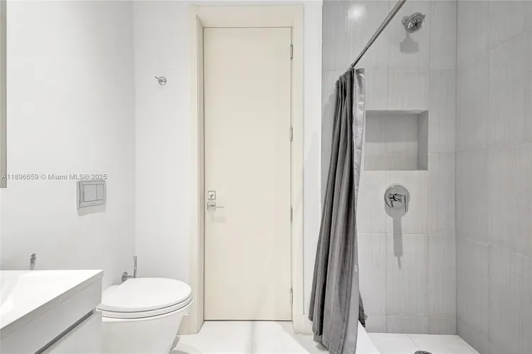 Chateau Beach Residences #2302 image #22