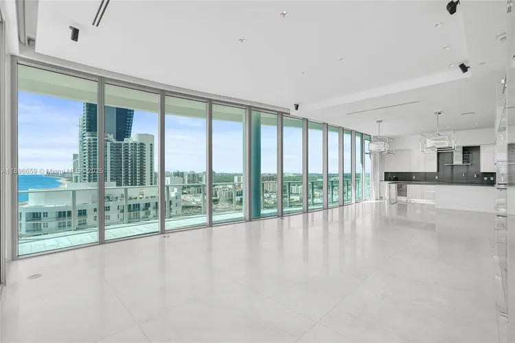 Chateau Beach Residences #2302 image #6