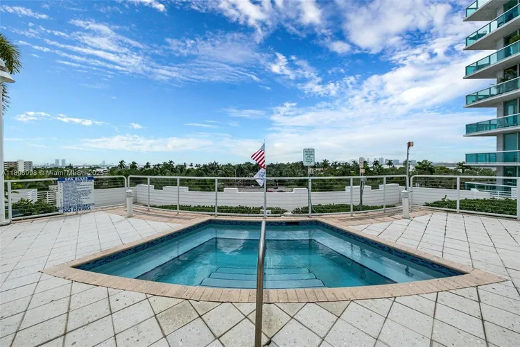 360 Condo #207 image #39