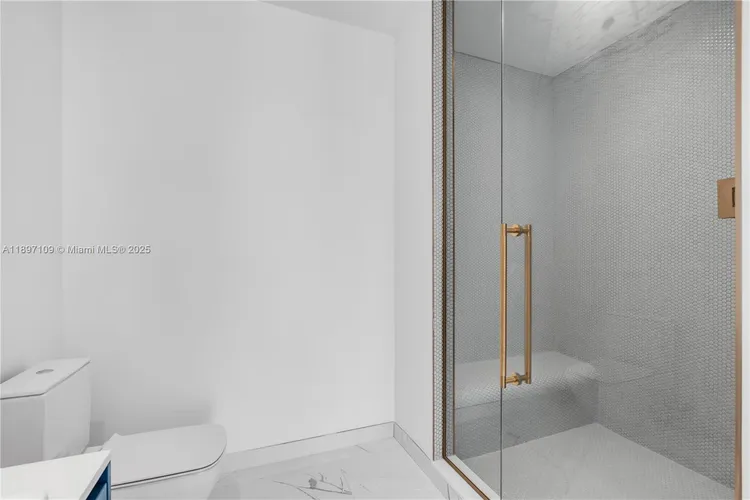 Mr. C Residences Bayshore Tower #1506 image #18