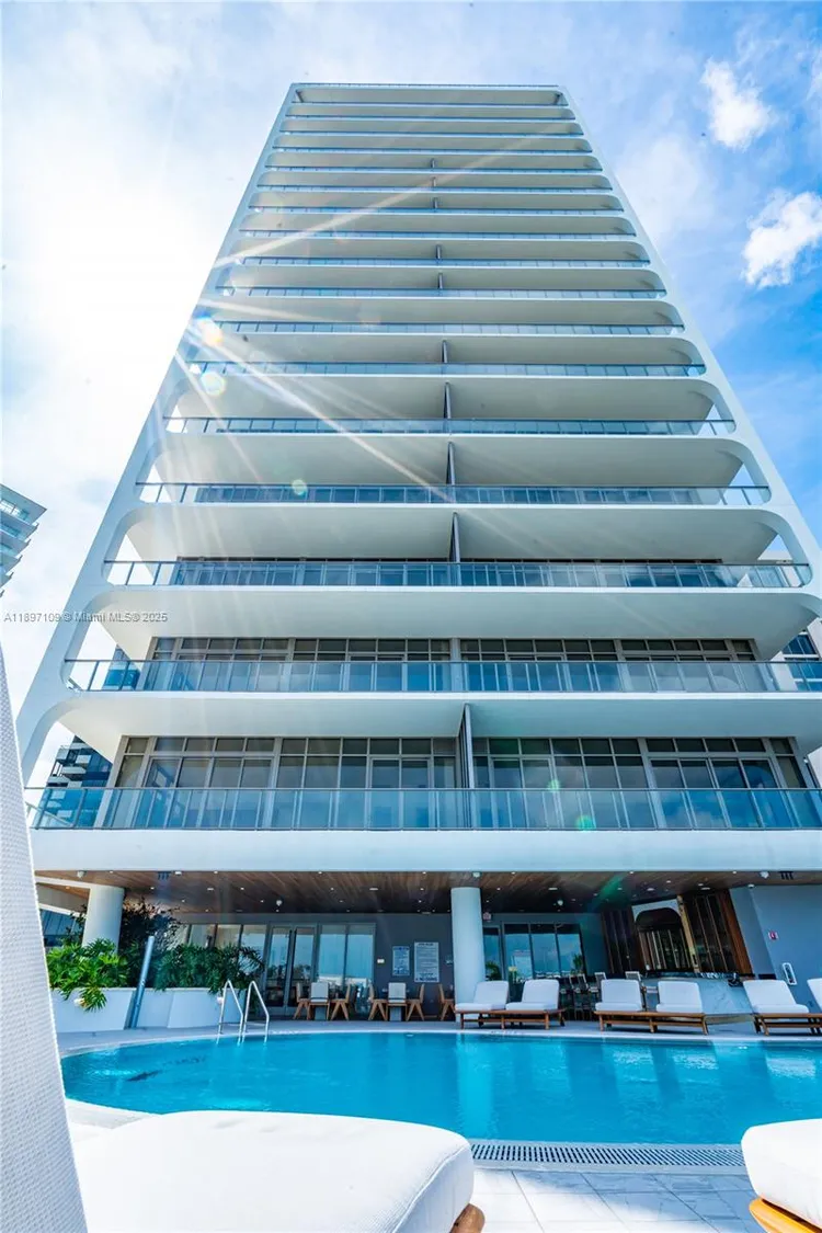 Mr. C Residences Bayshore Tower #1506 image #30