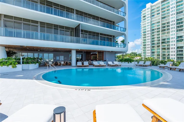 Mr. C Residences Bayshore Tower #1506 image #35