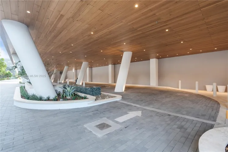 Mr. C Residences Bayshore Tower #1506 image #38