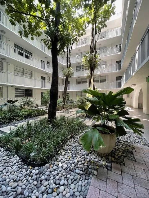 Nirvana 3 #B401 image #17