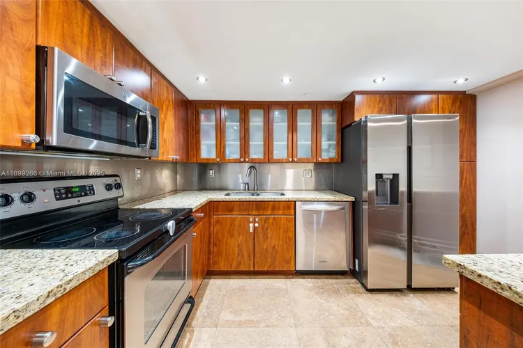 Towers of Quayside Condo #4 #604 image #13