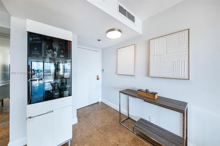 Towers of Quayside Condo #4 #604 image #8