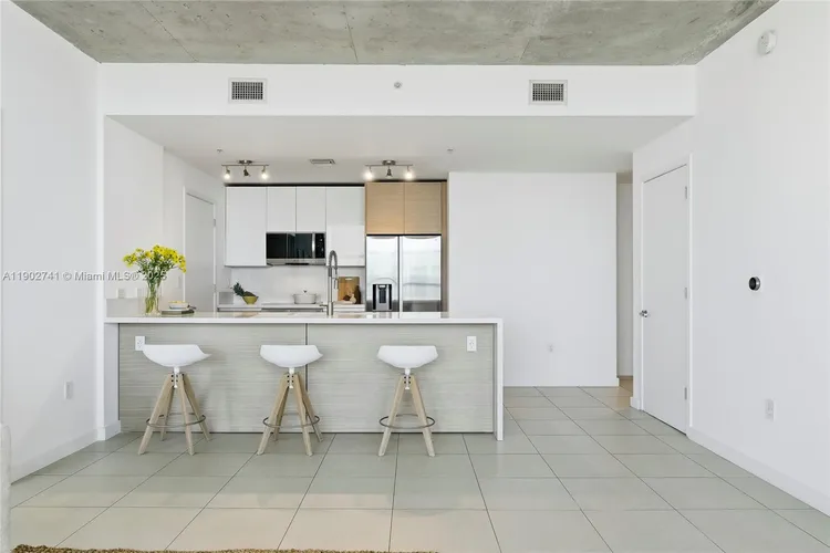 Midtown 4 #H2804 image #29