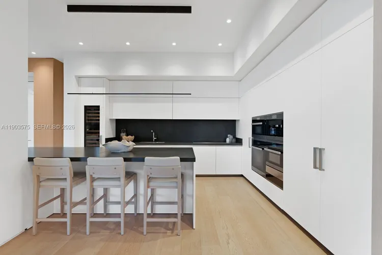 Palazzo Della Luna #6811 image #13