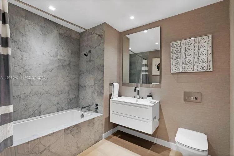 Palazzo Della Luna #6811 image #30