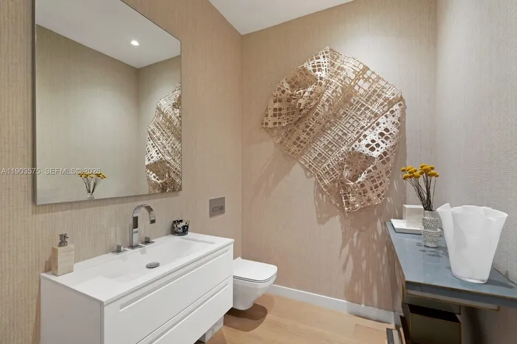 Palazzo Della Luna #6811 image #37