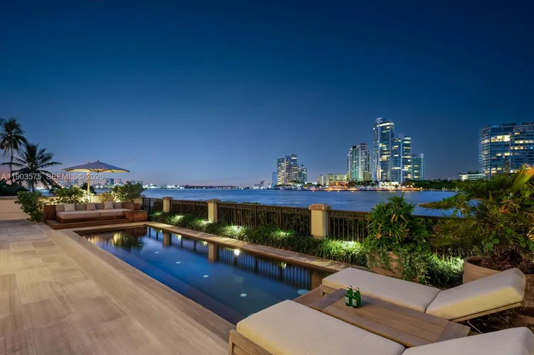 Palazzo Della Luna #6811 image #41