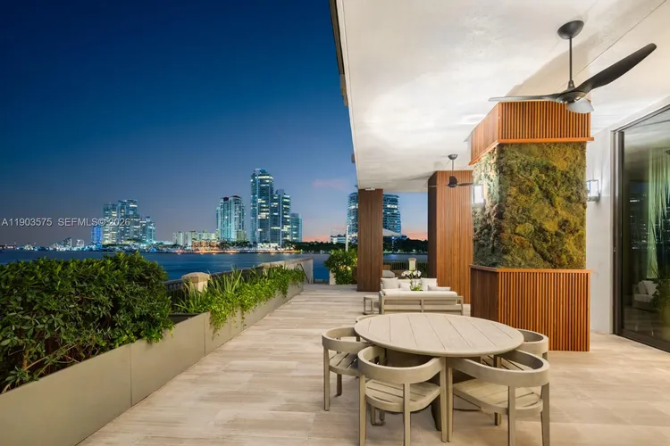 Palazzo Della Luna #6811 image #48