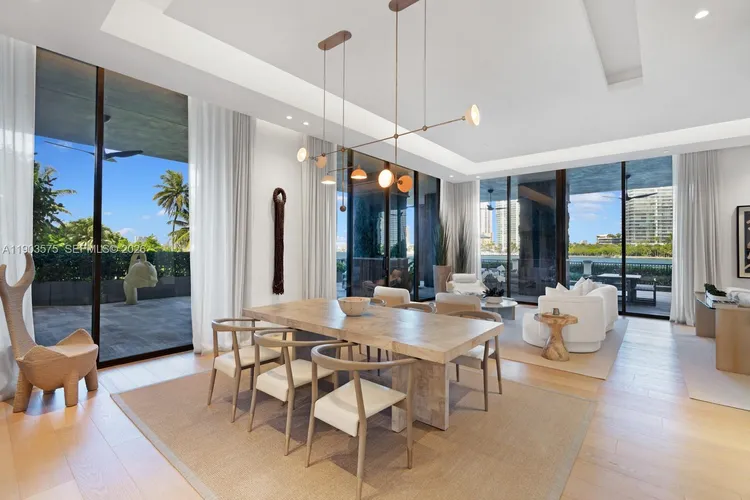 Palazzo Della Luna #6811 image #6