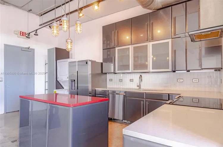 Wynwood Lofts #405 image #6