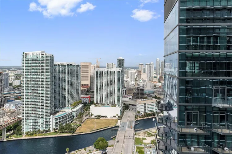 SLS Lux Brickell #4309 image #15