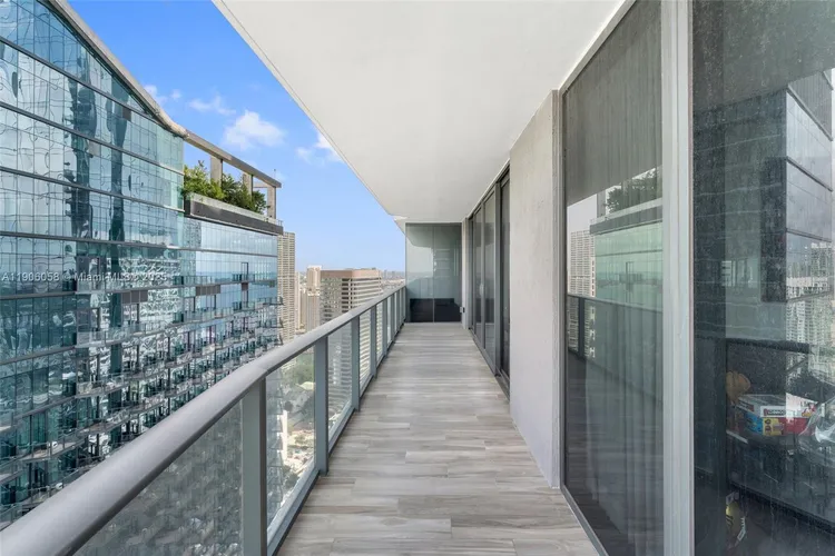 SLS Lux Brickell #4309 image #16