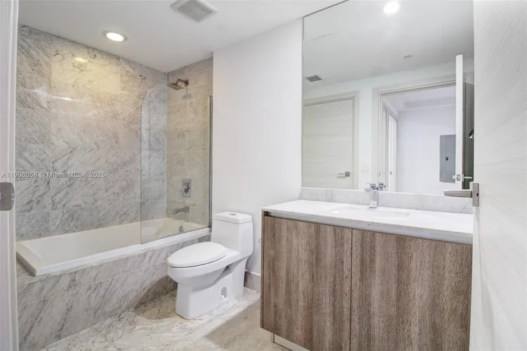 SLS Lux Brickell #4309 image #20
