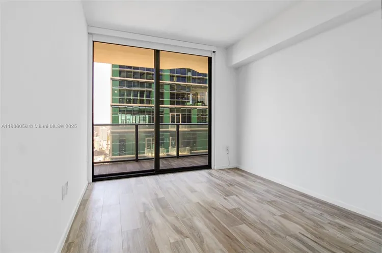 SLS Lux Brickell #4309 image #22