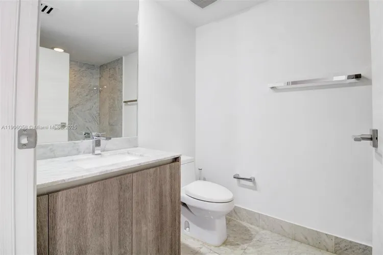 SLS Lux Brickell #4309 image #23