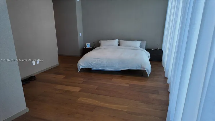 Porsche Design Tower #905 image #12