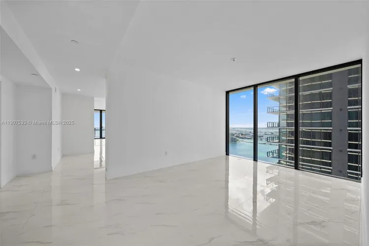 Aria Reserve South Tower #2607 image #10
