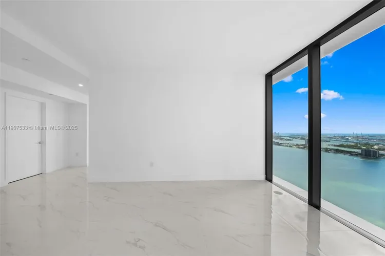 Aria Reserve South Tower #2607 image #12
