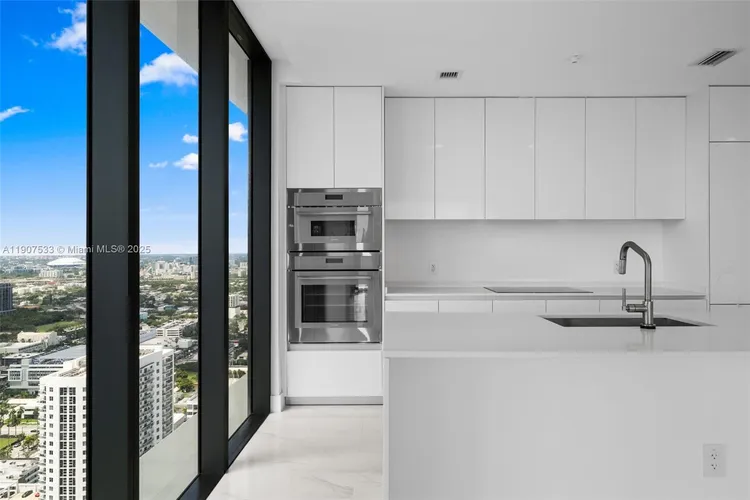 Aria Reserve South Tower #2607 image #14