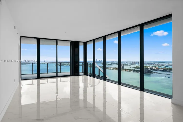 Aria Reserve South Tower #2607 image #20