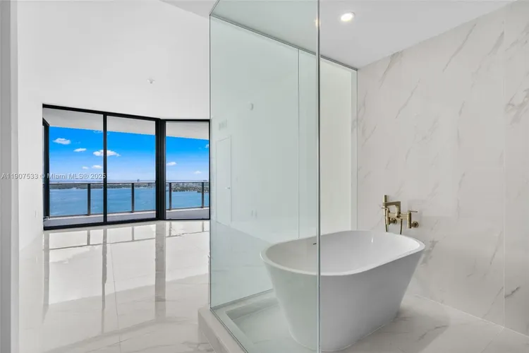 Aria Reserve South Tower #2607 image #27